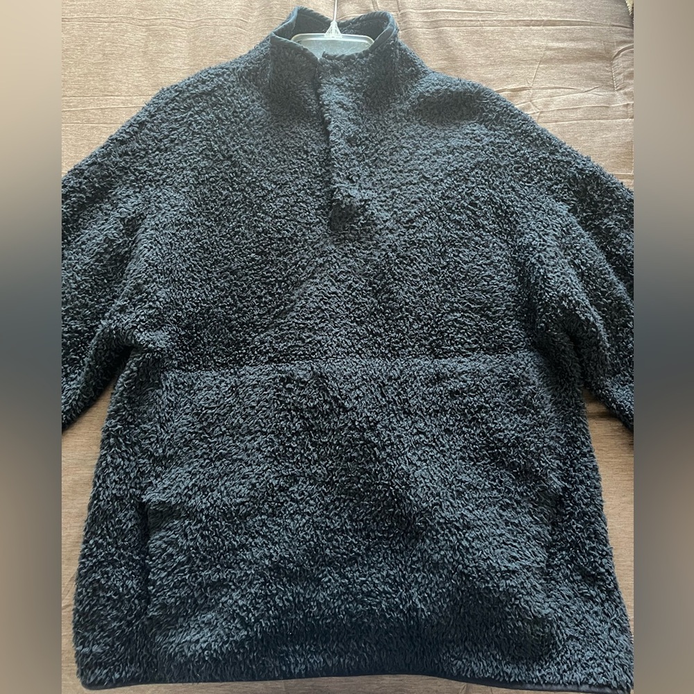 SKIMS Sherpa - Small/Medium 
Used